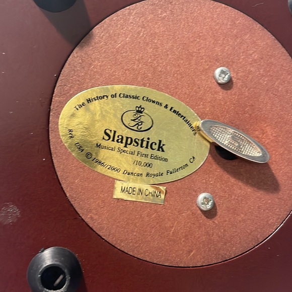 🤡Duncan Royale Slapstick Clown, Music Box Plays “Put On A Happy Face “. - Picture 5 of 10